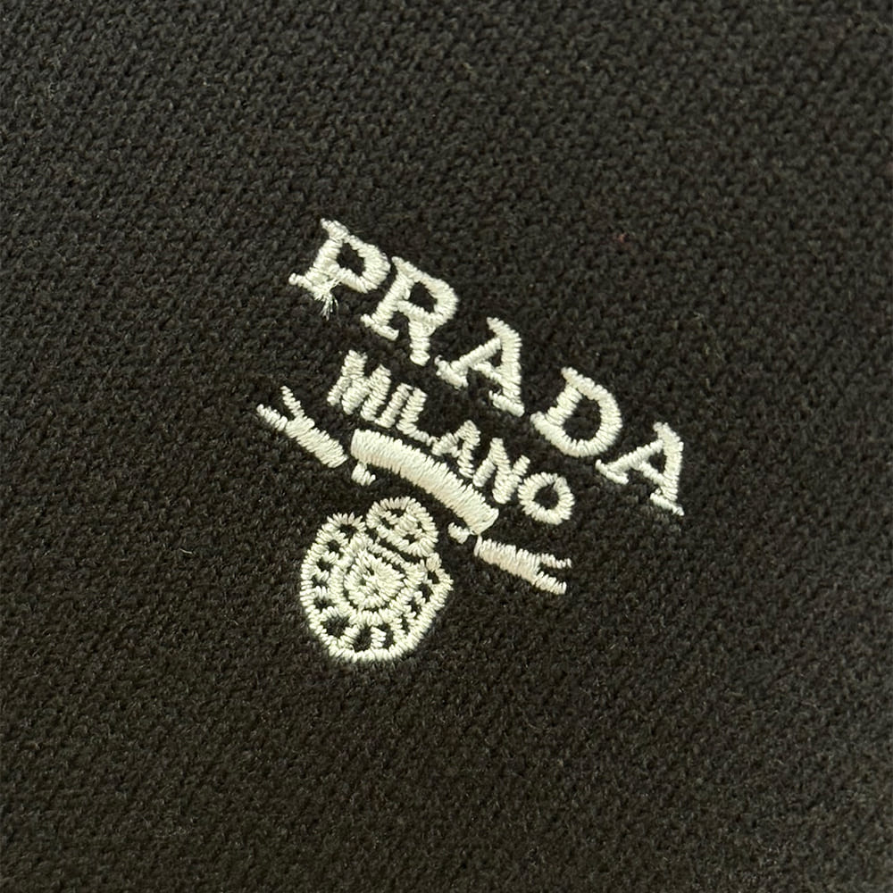 Pra*a UNISEX SHIRT(size:S|M|L|XL)