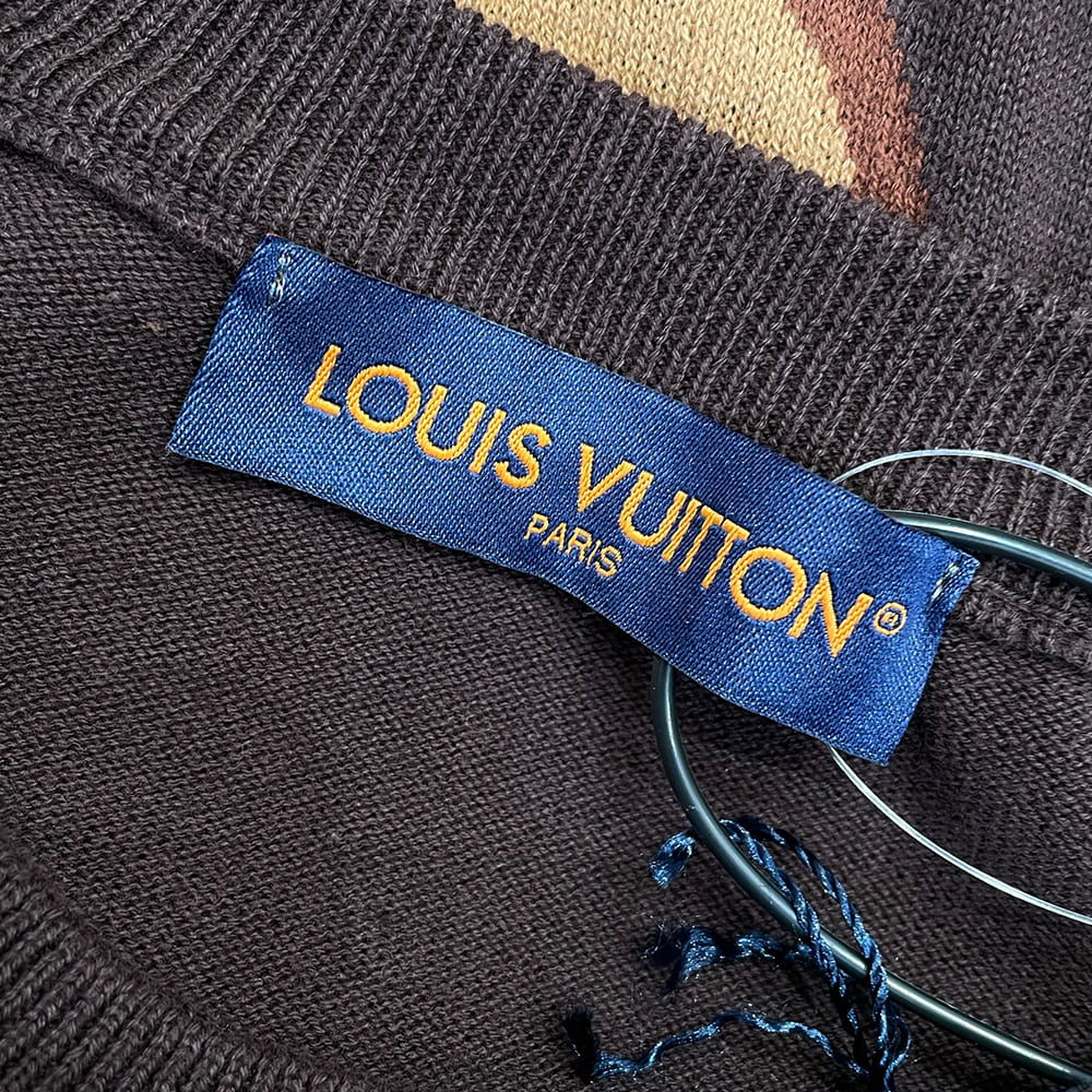 LV UNISEX SHIRT(size:S|M|L|XL)