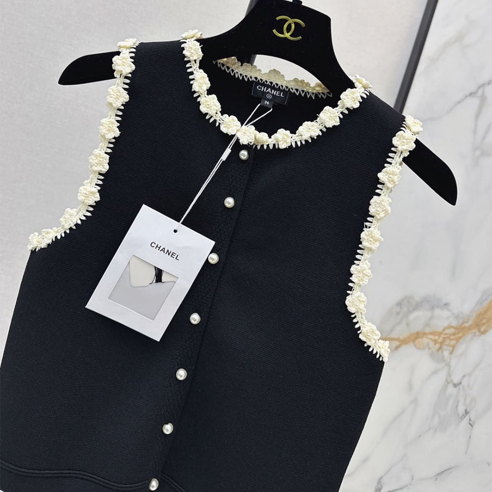 Ch**el WOMEN SHIRT(size:S|M|L)