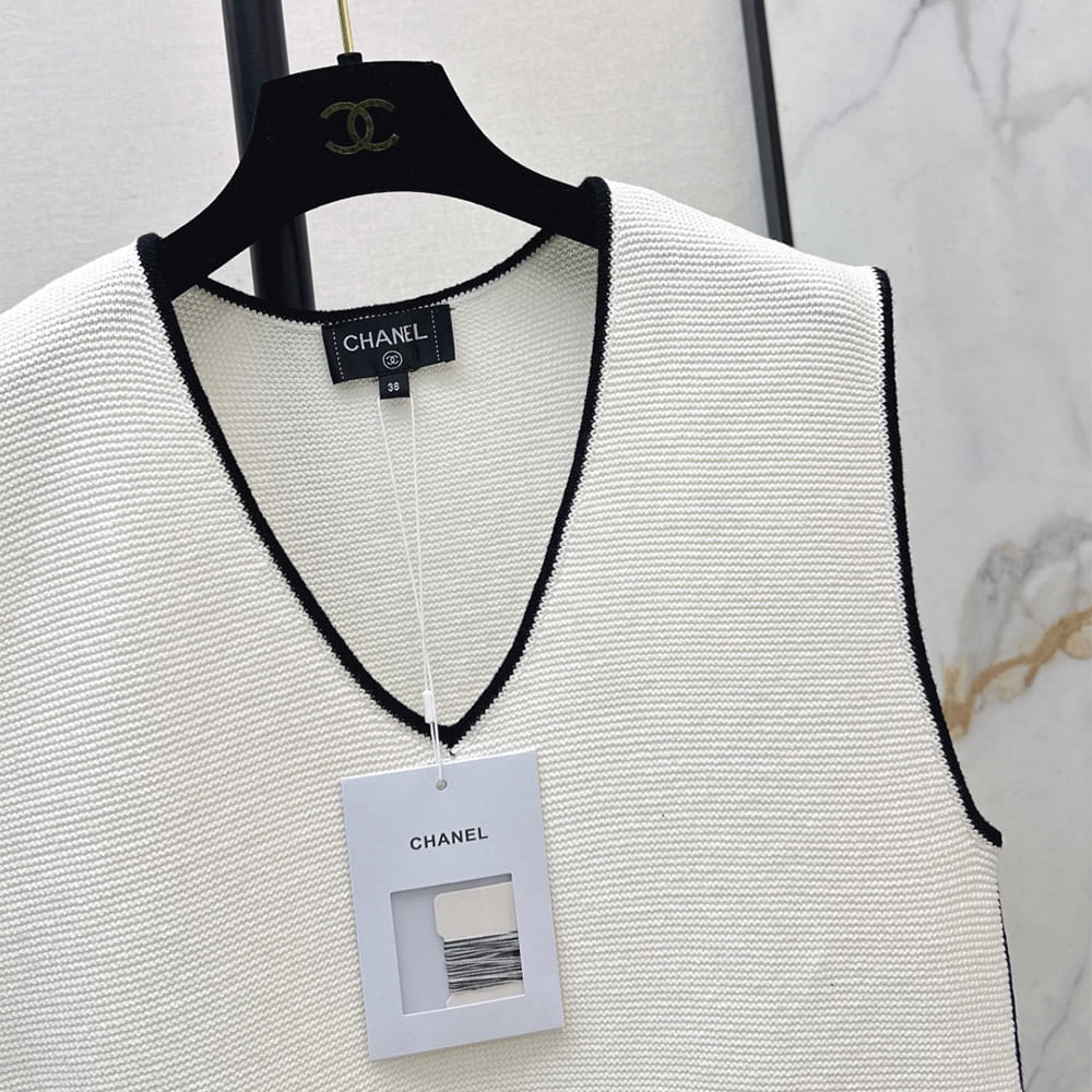 Ch**el WOMEN SHIRT(size:S|M|L)