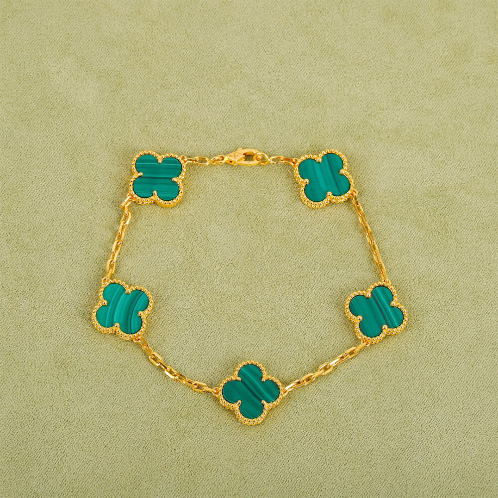 V*n Cl**f & Aepels Vintage Alhambra bracelet, 5 motifs
