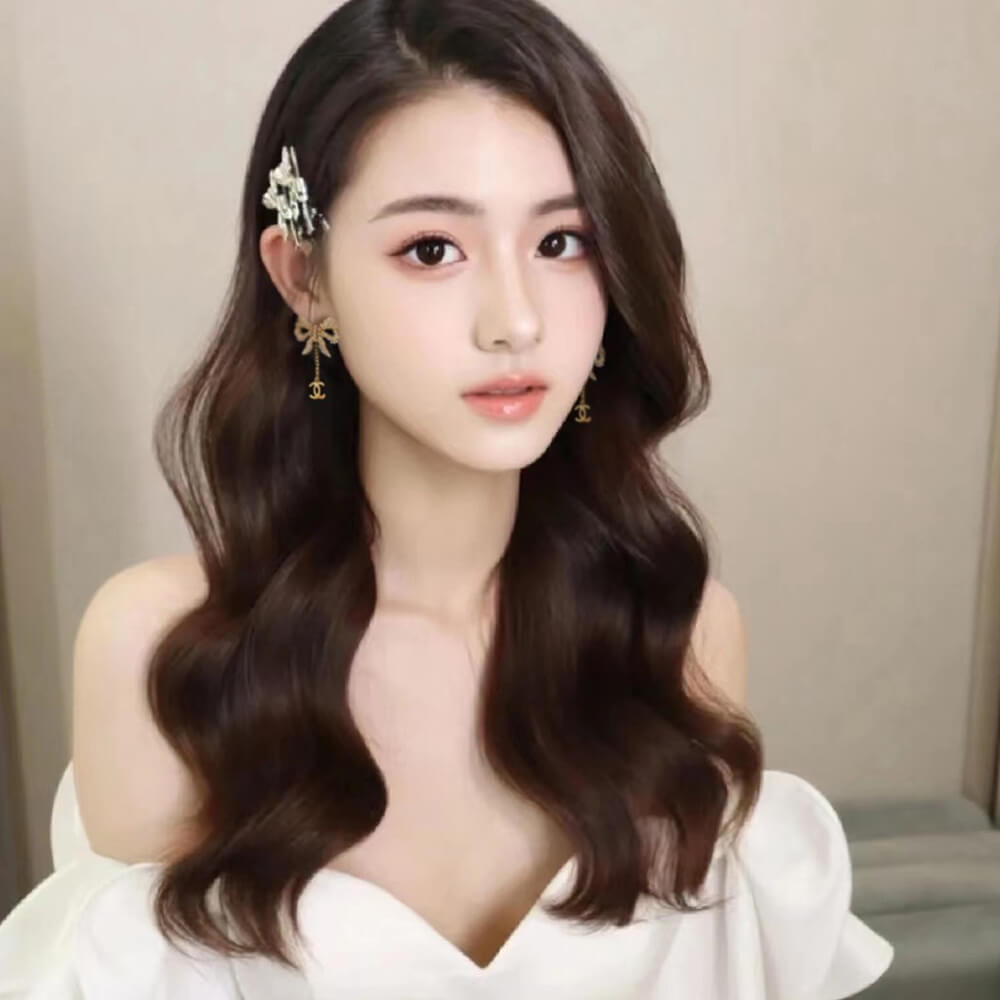Ch**el PEARL EARRINGS