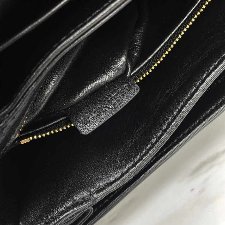 Ce1i*e CLASSIQUE TRIOMPHE BAG IN SHINY CALFSKIN(high-end grade)