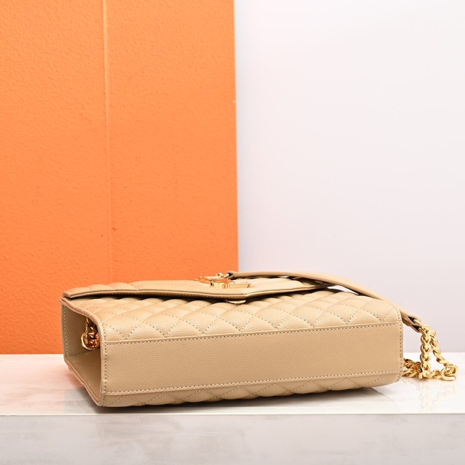 Y51 ENVELOPE MEDIUM IN QUILTED GRAIN DE POUDRE EMBOSSED LEATHER